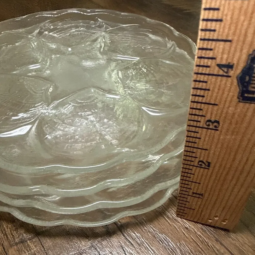 Toscany Clear Glass Oyster Decorative Plate 8” Half Dozen Oyster Motif Set 4 Vtg